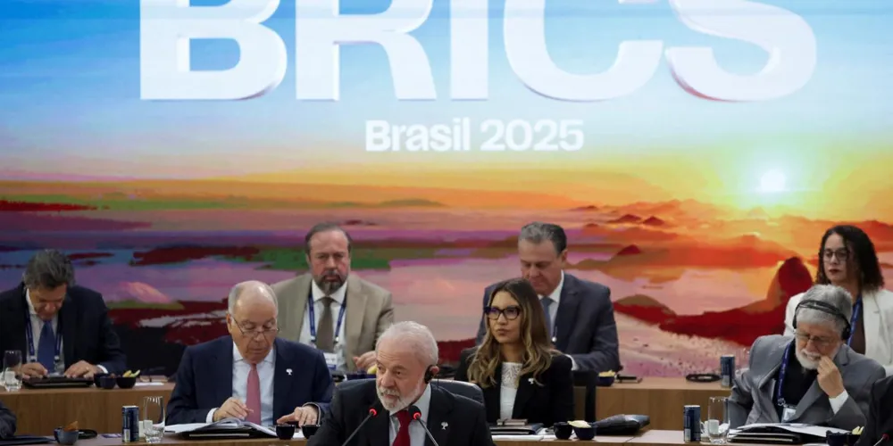 Brazil Hosts Cautious BRICS Summit Amid Key Absences and U.S. Trade Tensions