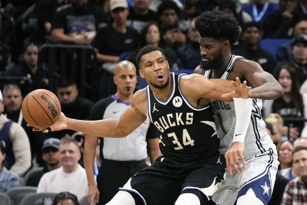 Bucks Triumph Over Magic 109-106 with Antetokounmpo’s 41 Points