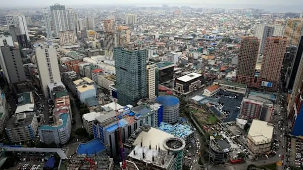 Building under construction collapses in the Philippines, multiple workers feared trapped