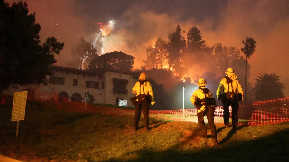 California Faces Critical Fire Risk as Santa Ana Winds Return to Los Angeles