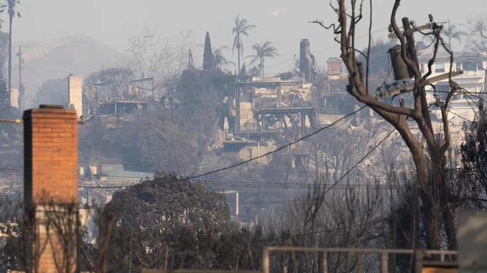 Investigation Launched into Water Shortages Amid Escalating California Wildfires as Death Toll Reaches 11