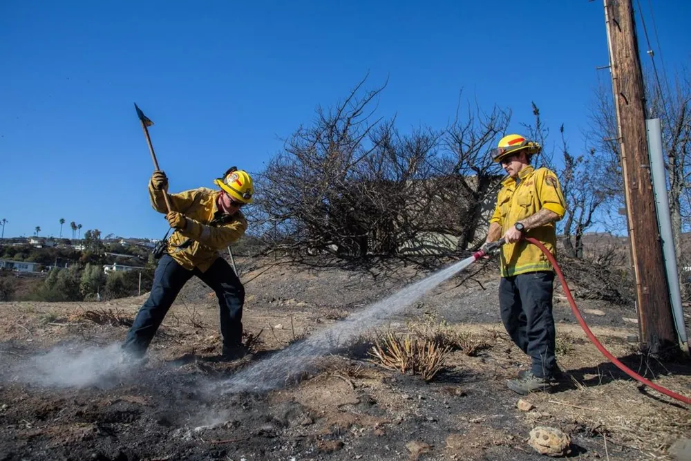 California Wildfires: Extreme Winds Intensify as Palisades and Eaton Fires Reach Over Half Containment