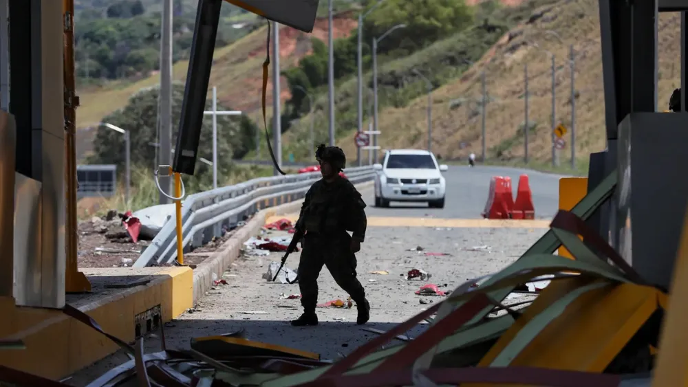 Car bomb explosion in Colombia shortly after new president's inauguration raises security concerns