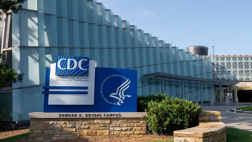 Reinstatement of CDC Workers After Layoff Errors Amid Ongoing Government Shutdown