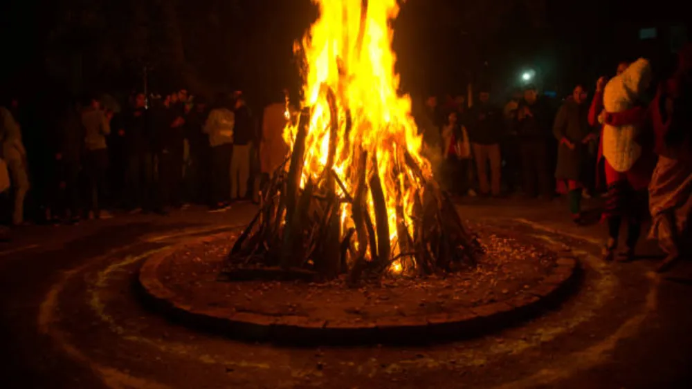 Celebrate Lohri 2025: Heartfelt Wishes, Messages, and Cultural Significance to Share