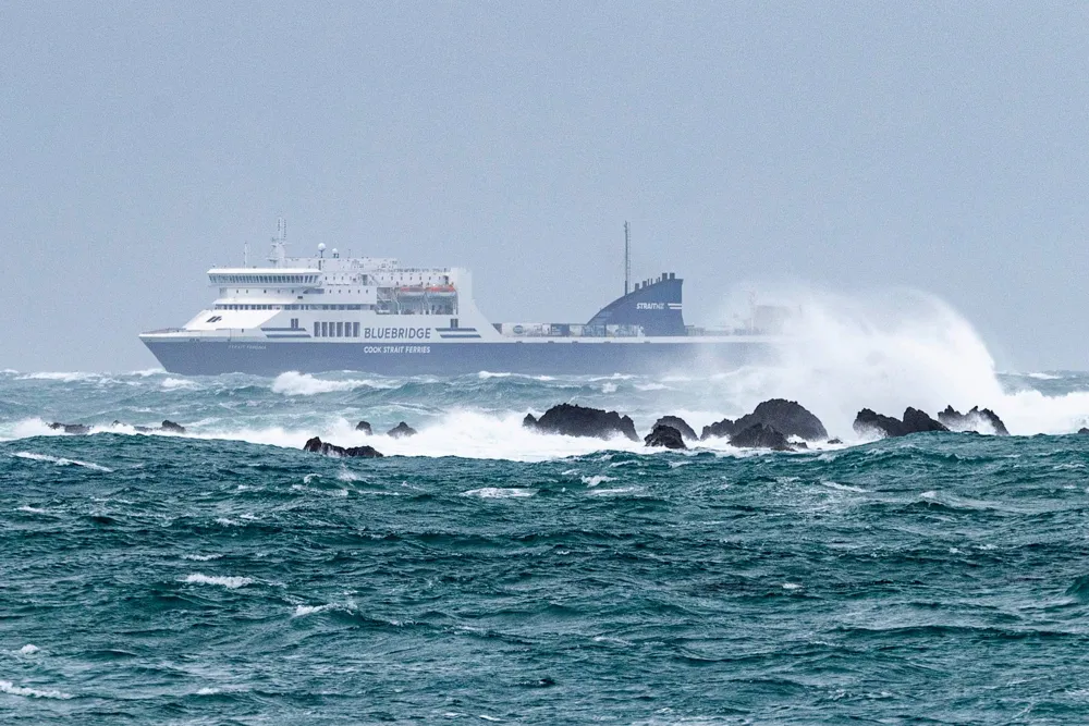 Challenges Behind New Zealand's Lack of Tunnel Between Main Islands