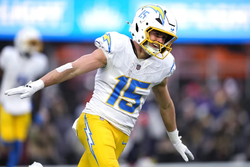 Chargers Set to Face Raiders as Favorites in Las Vegas Matchup