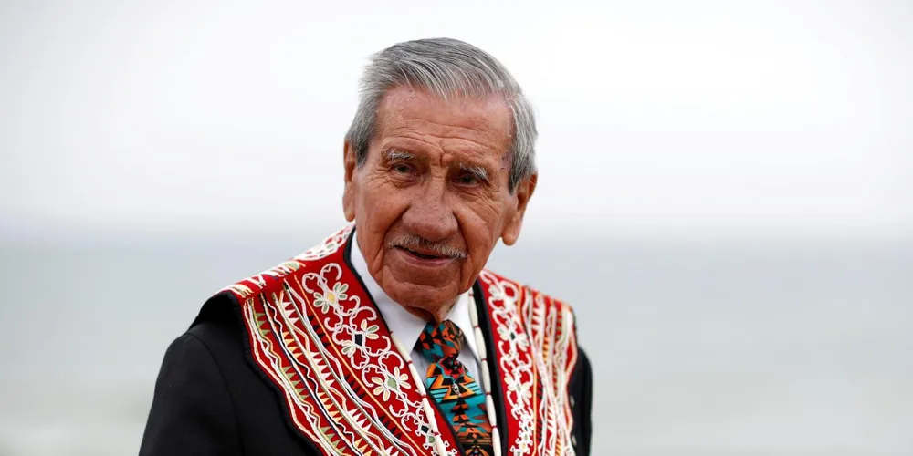 D-Day veteran Charles Shay, who saved lives on Omaha Beach, dies at 101 in France