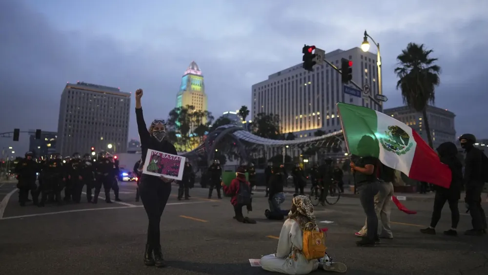 China Advises Nationals in Los Angeles to Prioritize Safety Amid Ongoing Protests