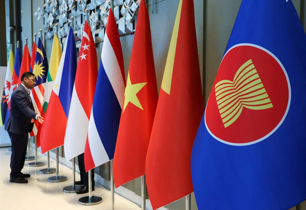 China and ASEAN Finalize Upgraded Free Trade Deal Amid Global Trade Tensions