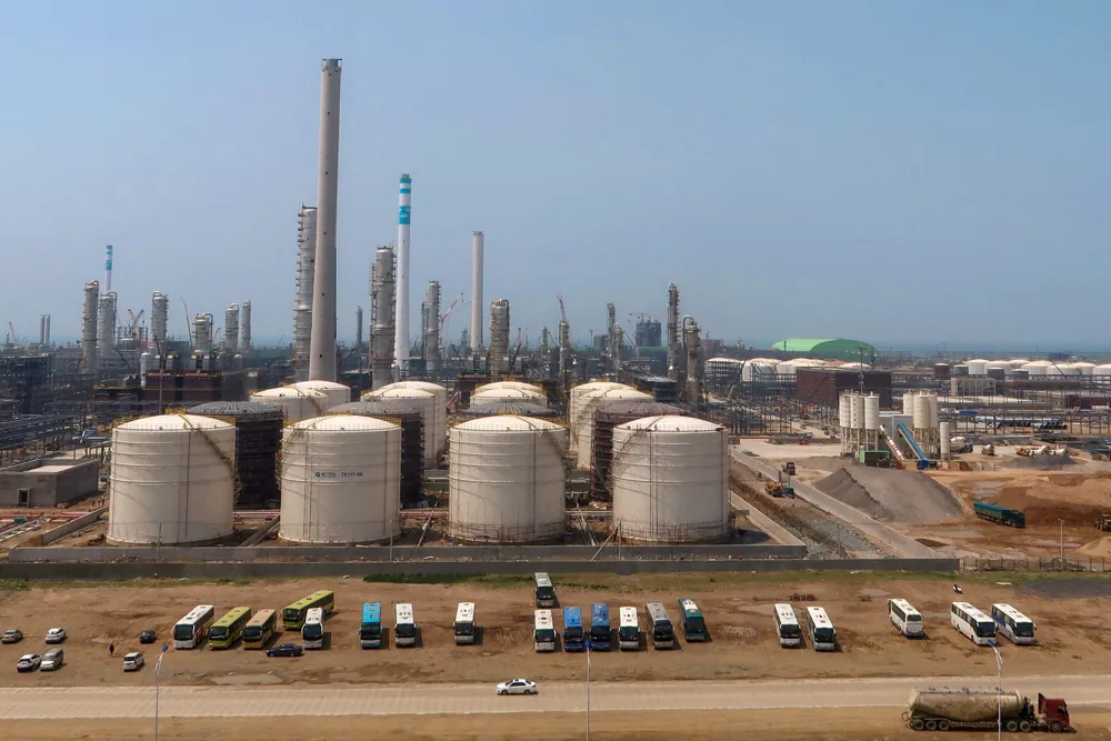 China Blocks US Sanctions on Oil Refineries Linked to Iran