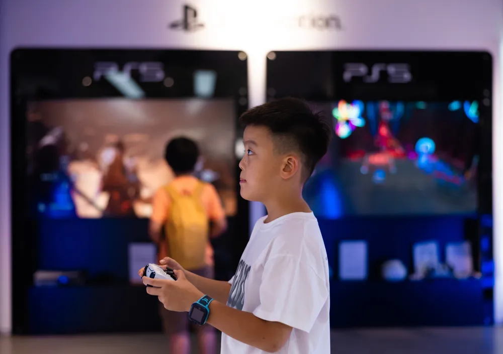 China Enforces 15-Hour Monthly Video Game Limit for Kids During Winter Break