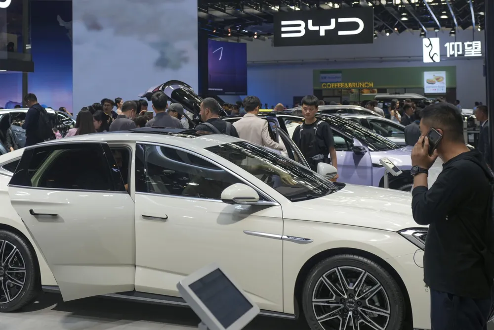 China sets 30% EV requirement for government fleets to support eco-friendly initiatives