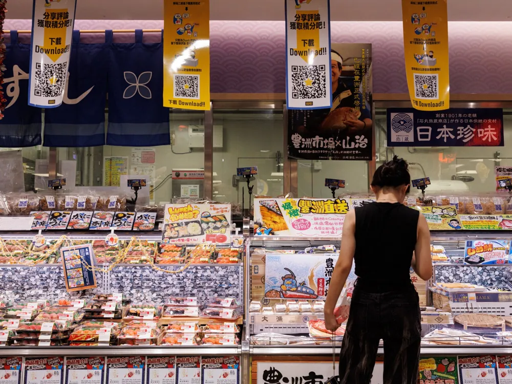 China to Resume Japanese Seafood Imports After Fukushima Ban