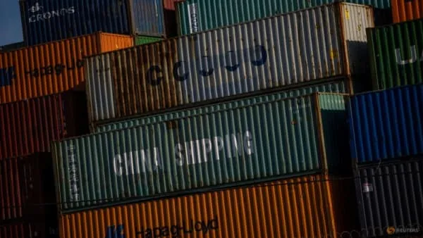 China's Exports Surge Amidst Trade Tensions, Yet Shipments to US Decline