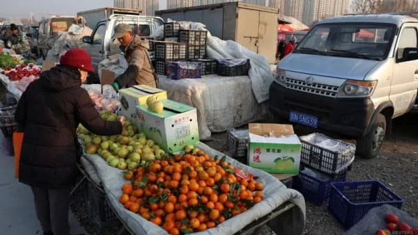 China's Consumer Inflation Hits 5-Month High, While Producer Prices Continue to Decline