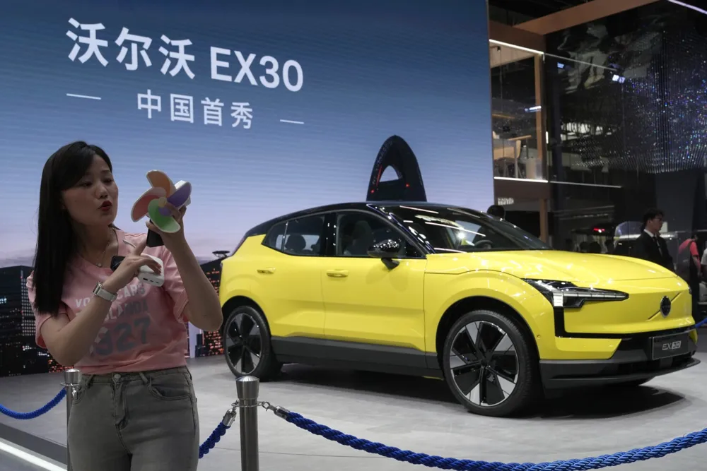 China's Electric Vehicle Boom: Sales Surge Over 40% in 2024 as Gasoline Car Demand Plummets