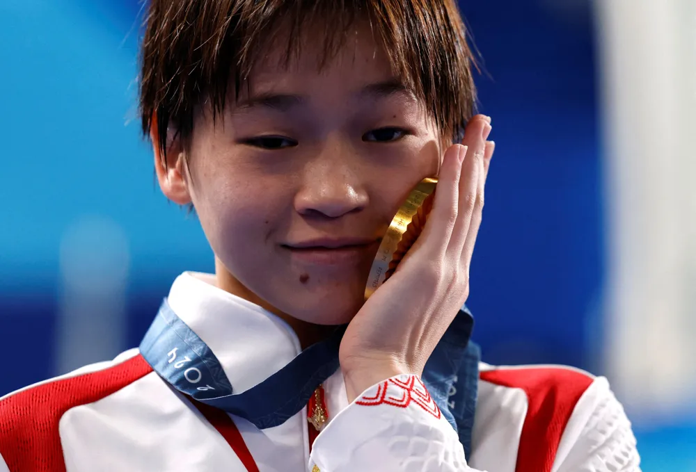 Chinese Authorities Launch Investigation into Cyberbullying of Diving Star Quan Hongchan