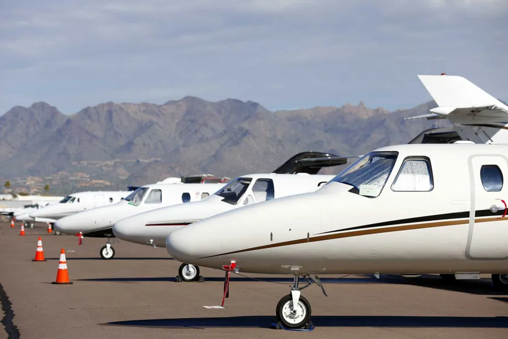 Tragic Plane Collision at Scottsdale Airport: One Dead and Several Injured