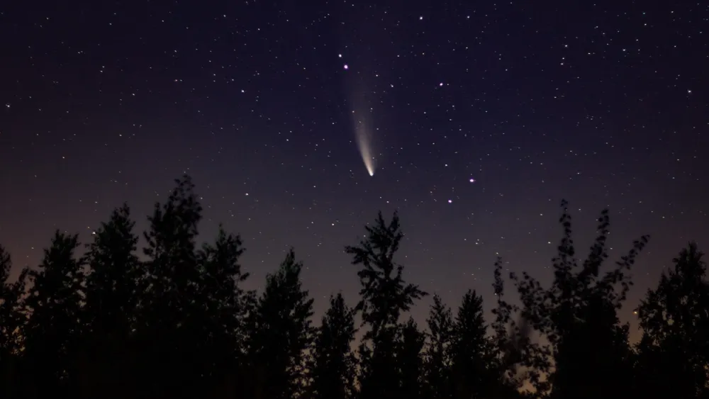 Comet ATLAS Set to Outshine Venus Soon