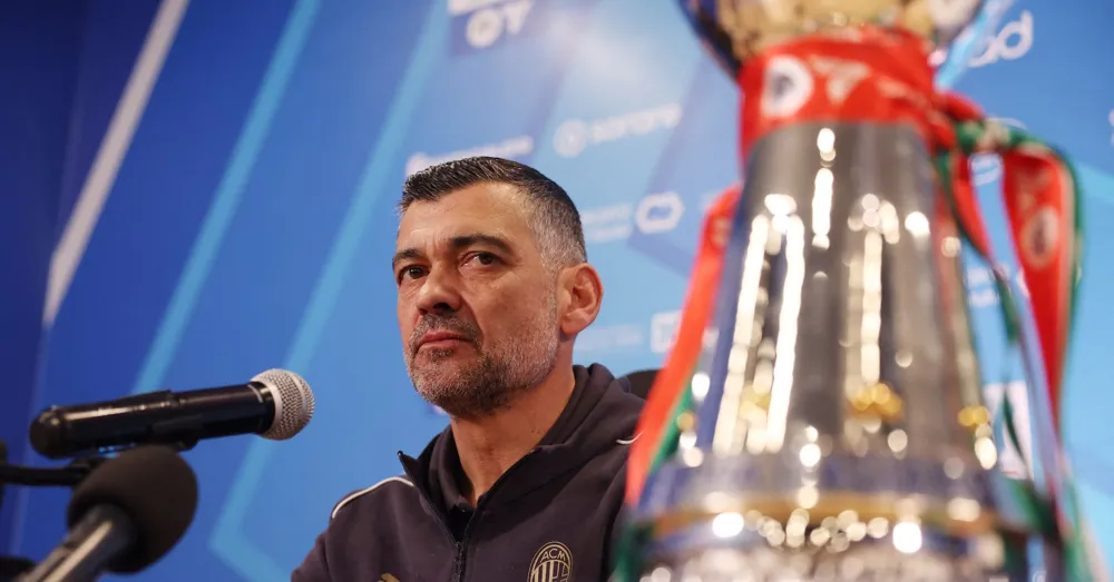 Conceicao's Dramatic Debut Week at Milan Ends with Super Cup Victory