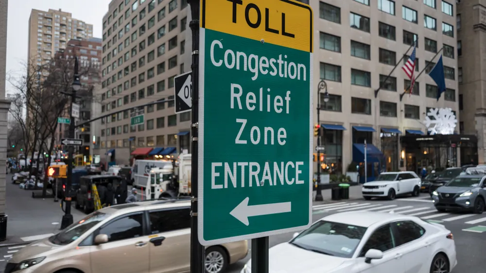 Concerns Rise Among Manhattan Restaurant Owners Post-Congestion Pricing Implementation