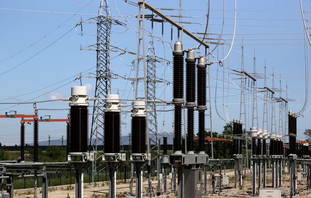 Spain's grid operator denies renewable energy caused massive blackout