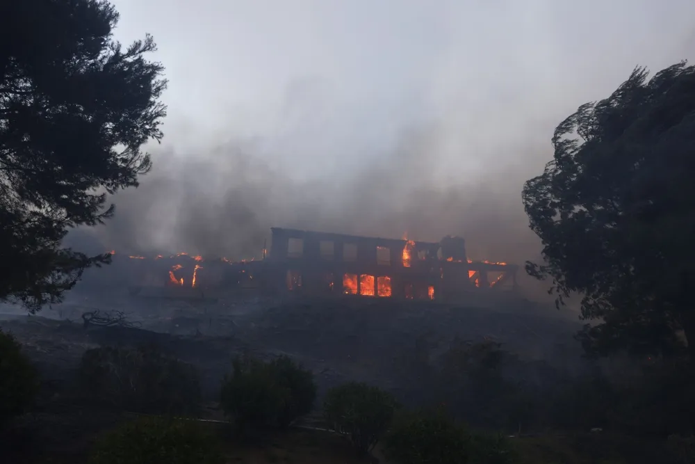 Consejos para evacuar durante un incendio forestal: Preparación y seguridad claves