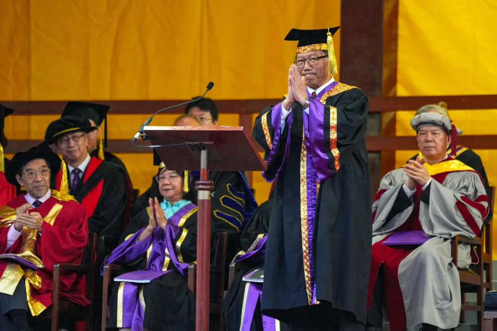 CUHK's Outgoing President Plans to Continue Medical Research and Maintain Academic Engagement