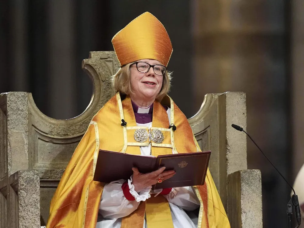 Dame Sarah Mullally Installed as First Female Archbishop of Canterbury