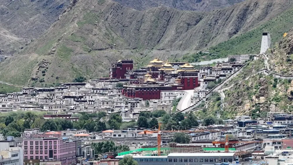 Deadly 7.1 Magnitude Earthquake Strikes Tibet, Over 50 Casualties Reported