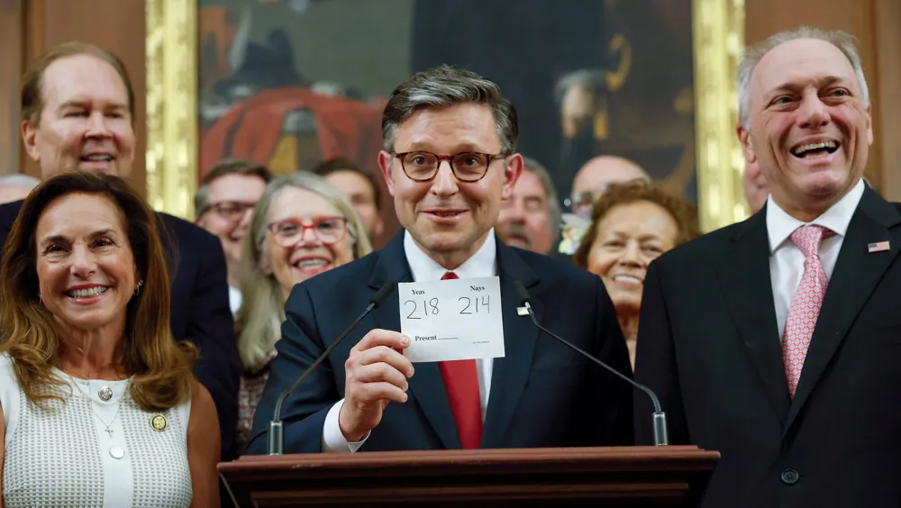 Debate Intensifies Over Trump's Tax-Cut Bill as Midterm Elections Loom