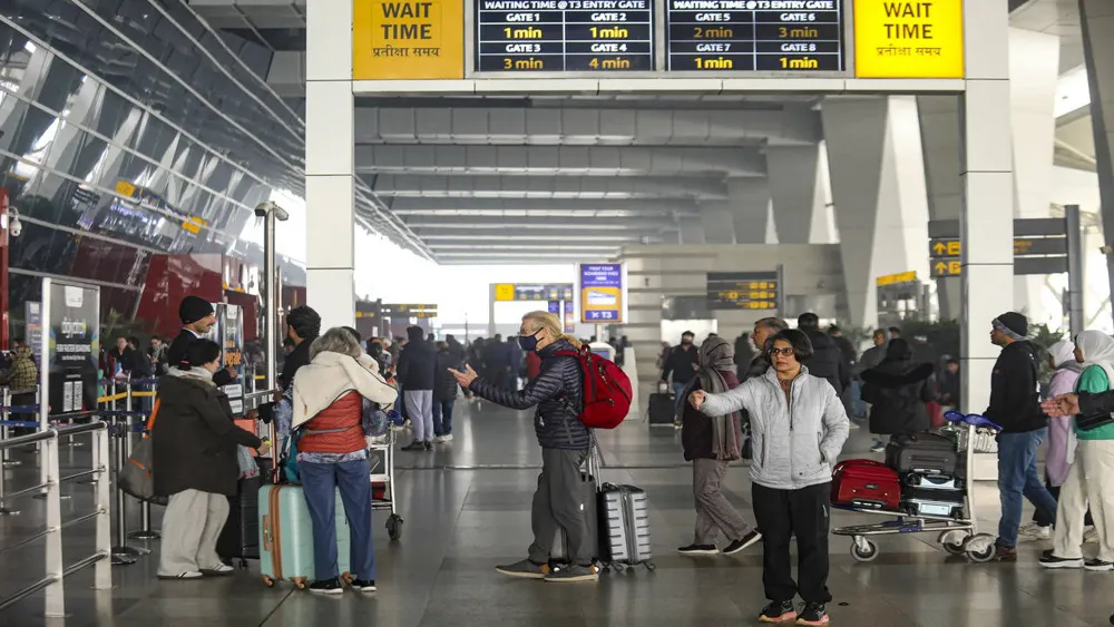 Delhi's Severe Fog Disrupts Flight Schedules Across Goa