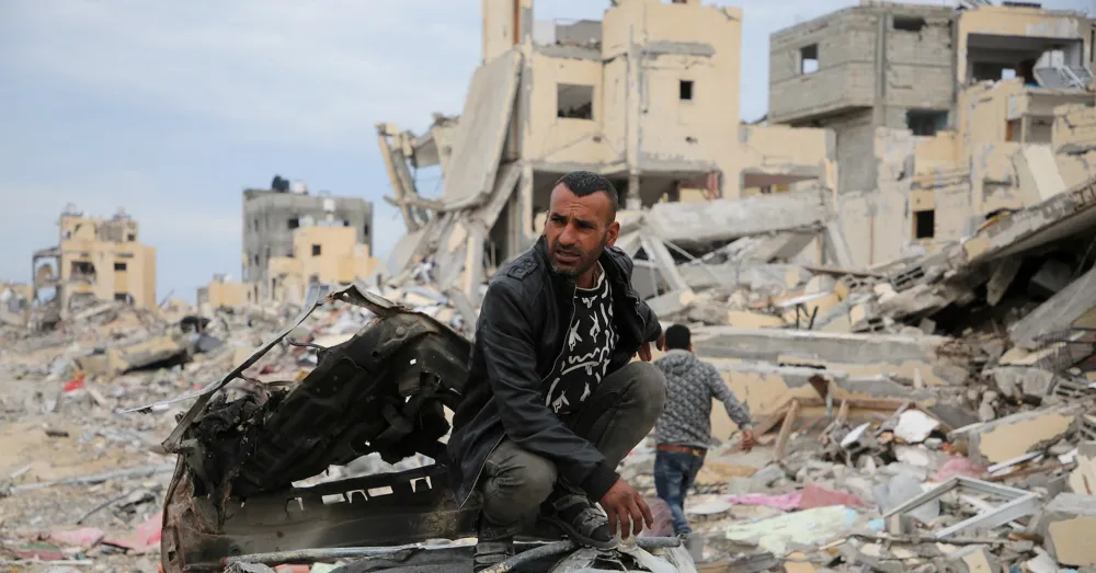 Desperate Gazans Unearth Bodies Amidst Ruins, Seeking Dignified Graves for Lost Loved Ones