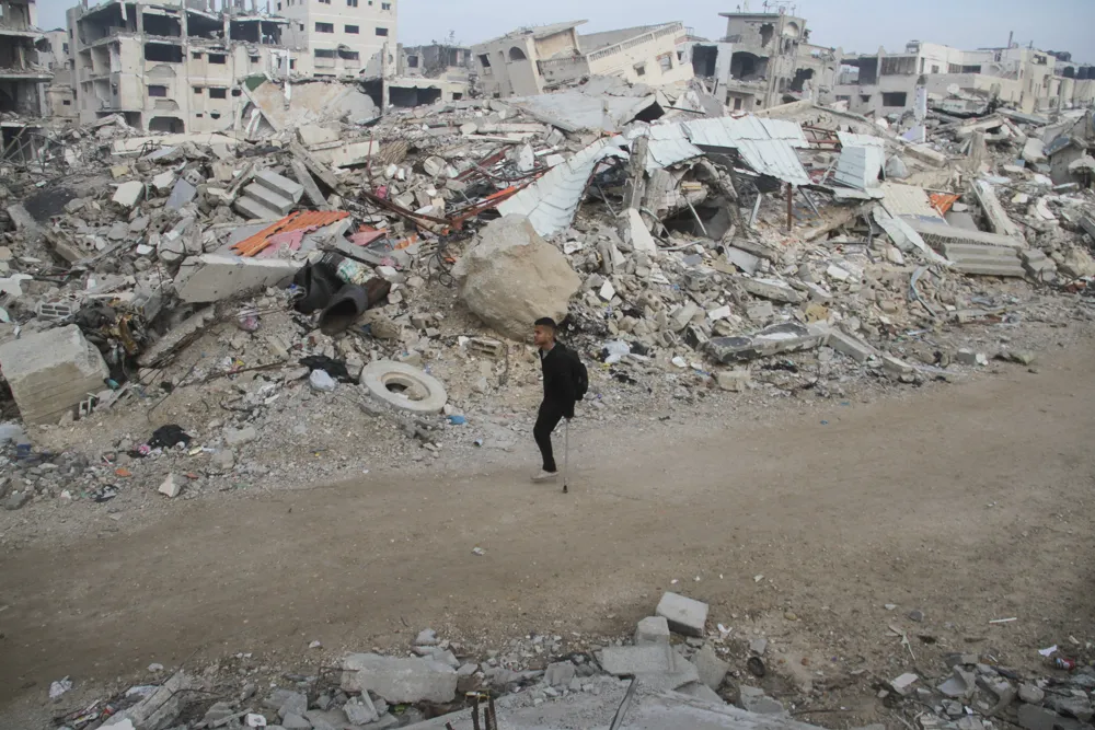 Destruction in Gaza Prompts Urgent Calls for Ceasefire as Residents Face Uncertain Future