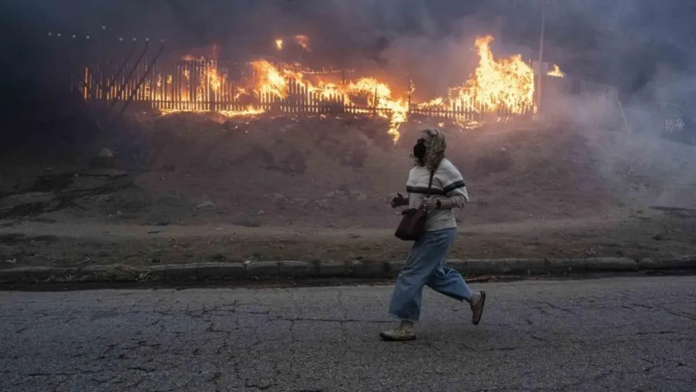 Devastating Effects of Wildfires in Los Angeles: Before and After Images