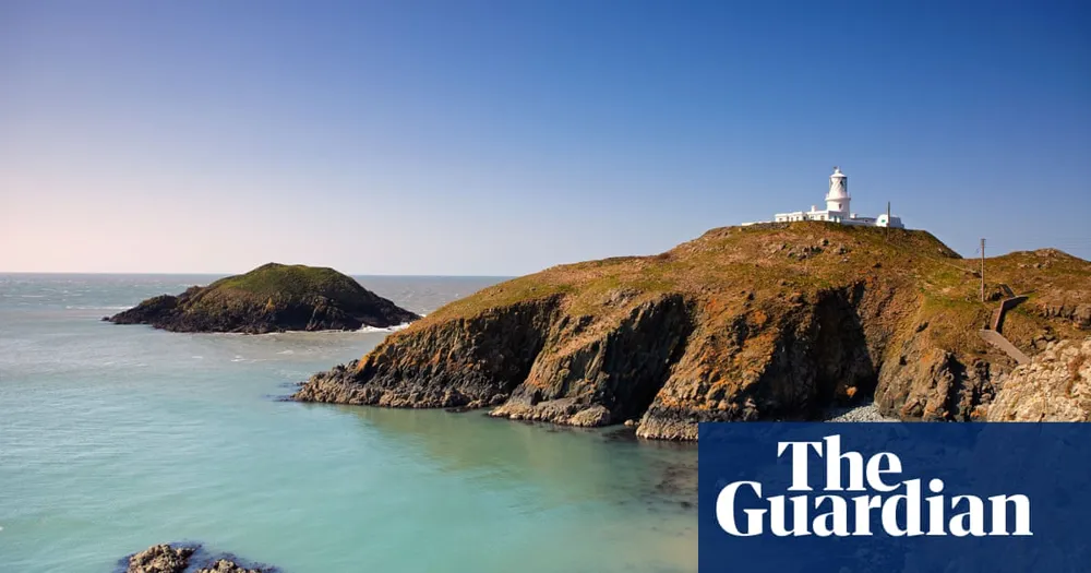 Discover Pembrokeshire's Wild North: An Artistic and Adventurous Journey by Train, Bus, and Bike