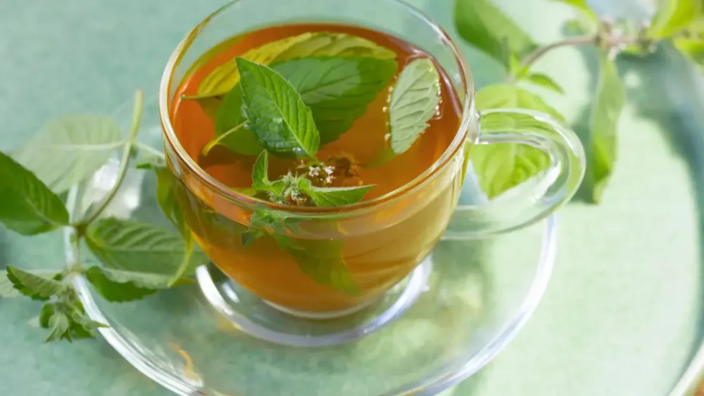 Discover the Benefits and Recipe for Tulsi Kadha, the Ideal Winter Drink