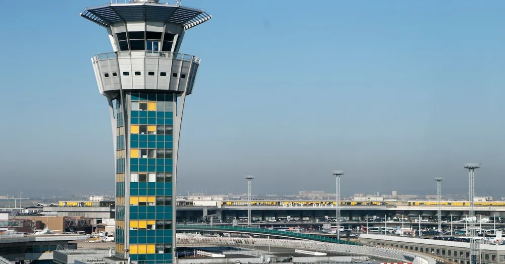 Disruptions Continue at Paris-Orly Airport Following Air Traffic Control Breakdown