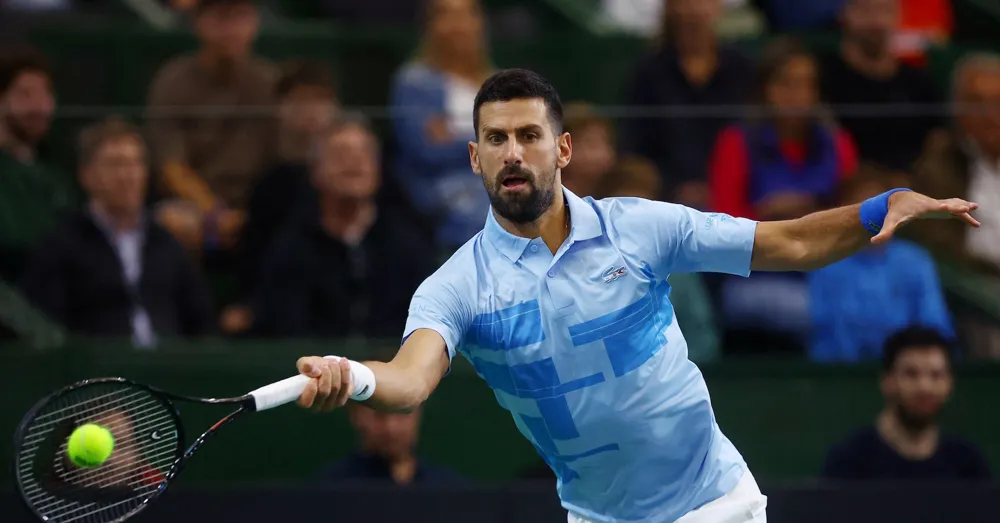 Djokovic Dominates Monfils to Advance in Brisbane International