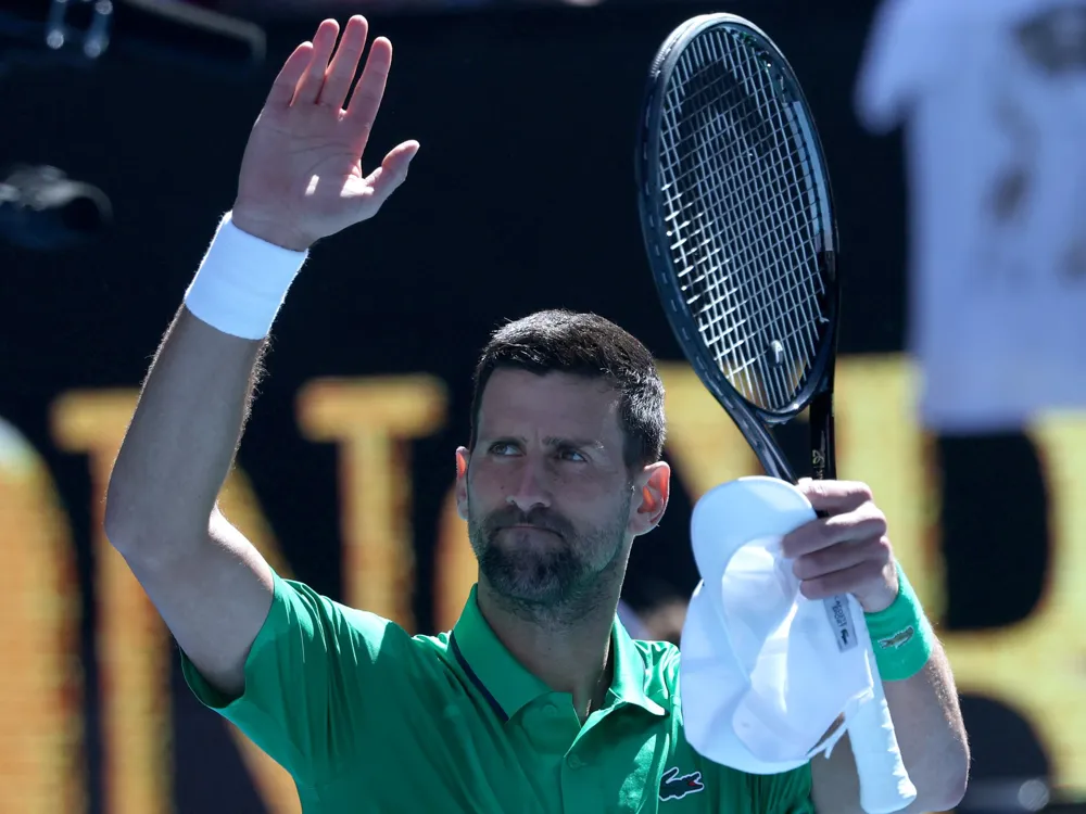 Djokovic Dominates Qualifier Maestrelli to Advance in Australian Open