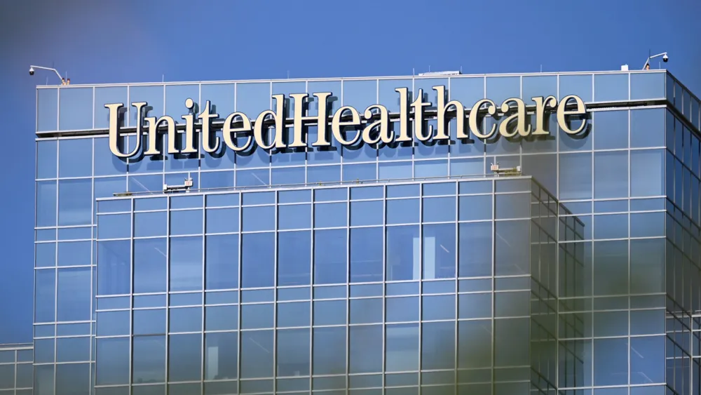 Doctor Exposes Delays in Cancer Surgery Due to UnitedHealthcare's Prior Authorization