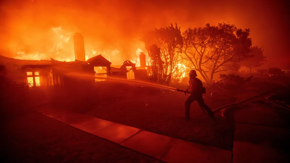 Fire Hydrant Shortages in Los Angeles Underscore Water Management Challenges Amid Ongoing Wildfires