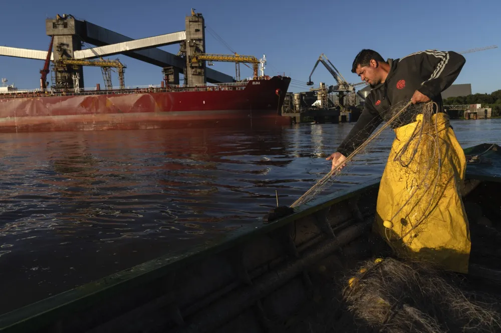 Dual Role of Paraguay River: Crucial Waterway for Trade and Drug Trafficking