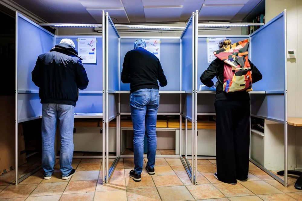 Centrist D66 Surges Ahead in Dutch Election, Outpacing Far-Right PVV
