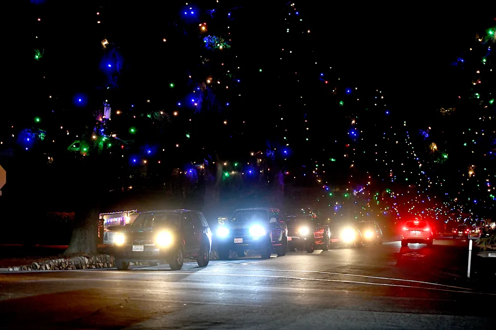 Eaton Fire Rages Through Altadena, Devastating Iconic Christmas Tree Lane