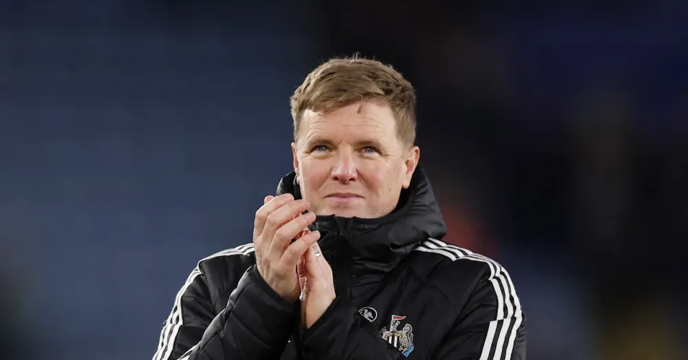 Eddie Howe Returns to Newcastle After Recovery from Pneumonia