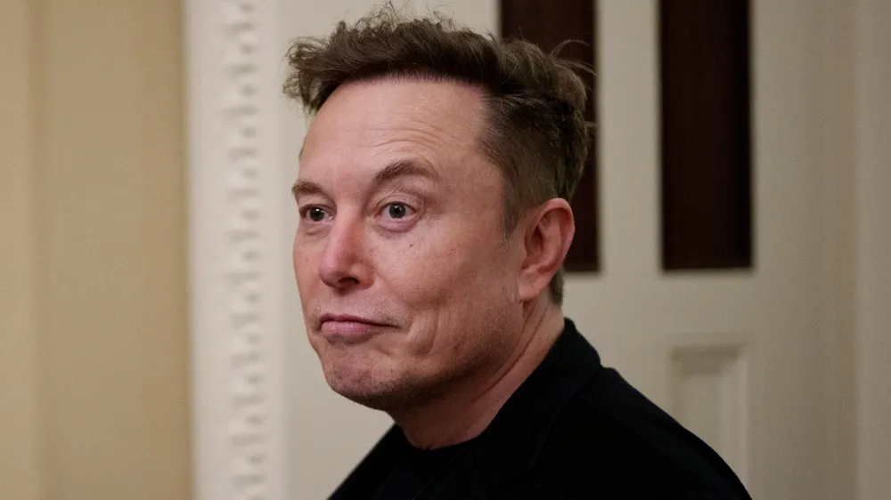 Elon Musk Advocates for Privatization of USPS and Amtrak Amidst Ongoing Financial Struggles