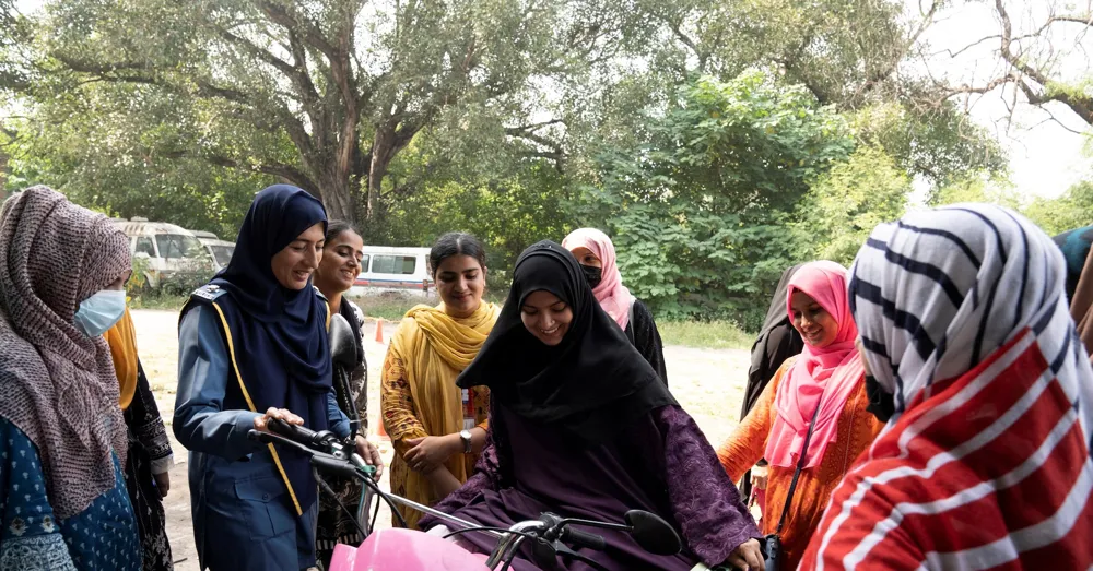 Empowering Pakistani Women Through Driving: The WOW Programme's Impact