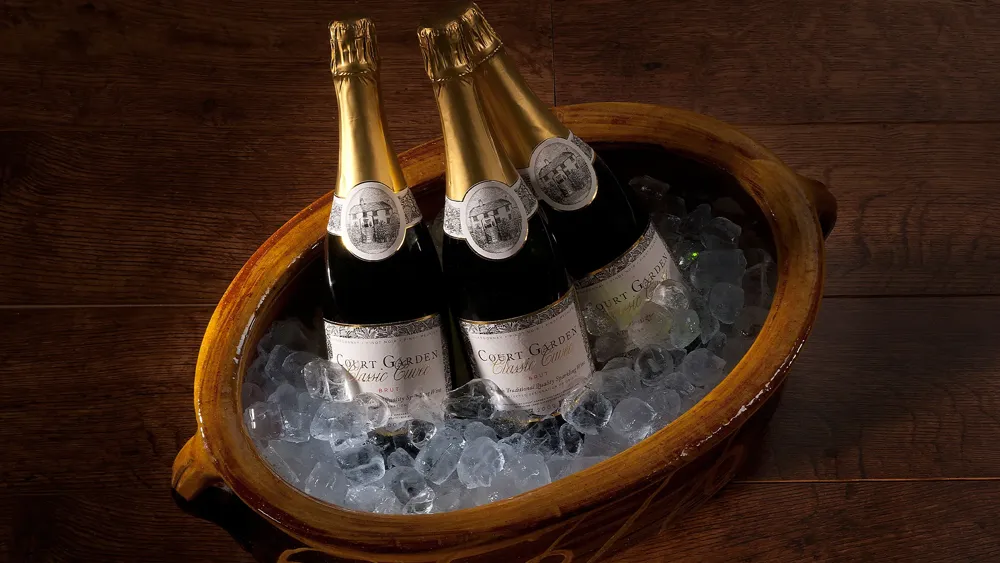 English Wines Emerge as Serious Rivals to Champagne